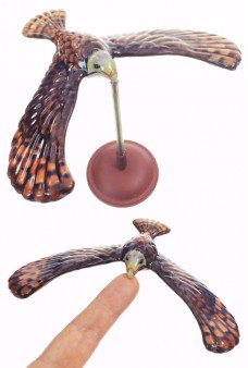 American Bald Eagle Balancing Bird Tin Toy