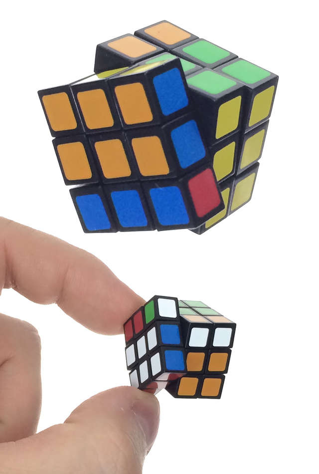 World's Smallest Rubik's Cube Puzzle : Original Tiny Puzzle