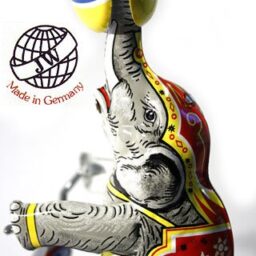 TTA0618-circus-elephant-germany-3