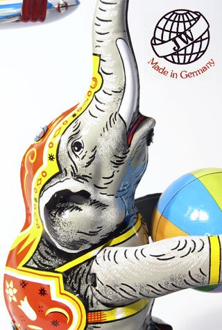 TTA0619-elephant-aviators-germany-3