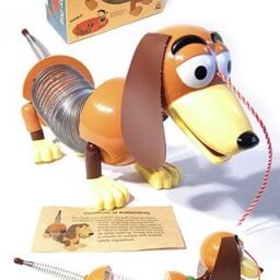 tta594-slinkydog-retro__10426