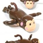 tta1214_monkey_swimming__05930