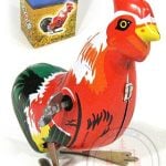 tta0272_rooster_tin_toy_box__93914