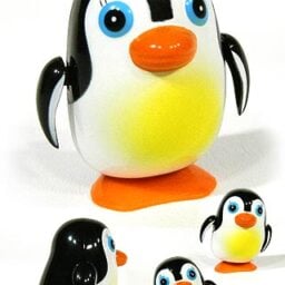 tta1536_patty_waddling_penguin__32801