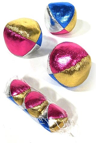 tta1637_jester_juggling_balls__51431 tta1637_jester_juggling_balls__51431
