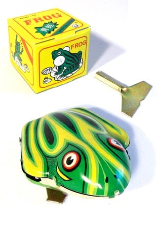 tta549-yellow-striped-frog__64667 tta549-yellow-striped-frog__64667