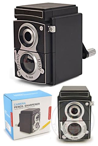 tta2398_vinage_camera_pencil_sharpener__13351