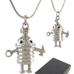 tta2413_hammer_robot_necklace__27638