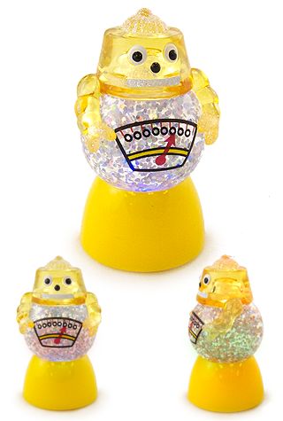 tta2824_yellow_robot_glowing_glitter_globe__32883