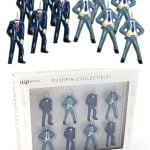 tta3000_pin_head_office_workers_push_pins_2__70730