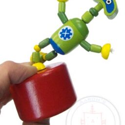 TTA3420-Goddard-Green-Wood-Thumb-Puppet-02