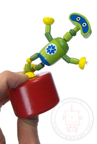 TTA3420-Goddard-Green-Wood-Thumb-Puppet-02