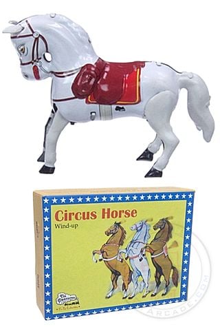 tta3661_white_circus_horse_03__23234