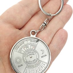 TTA5268-50-Year-Calendar-Keyring-02