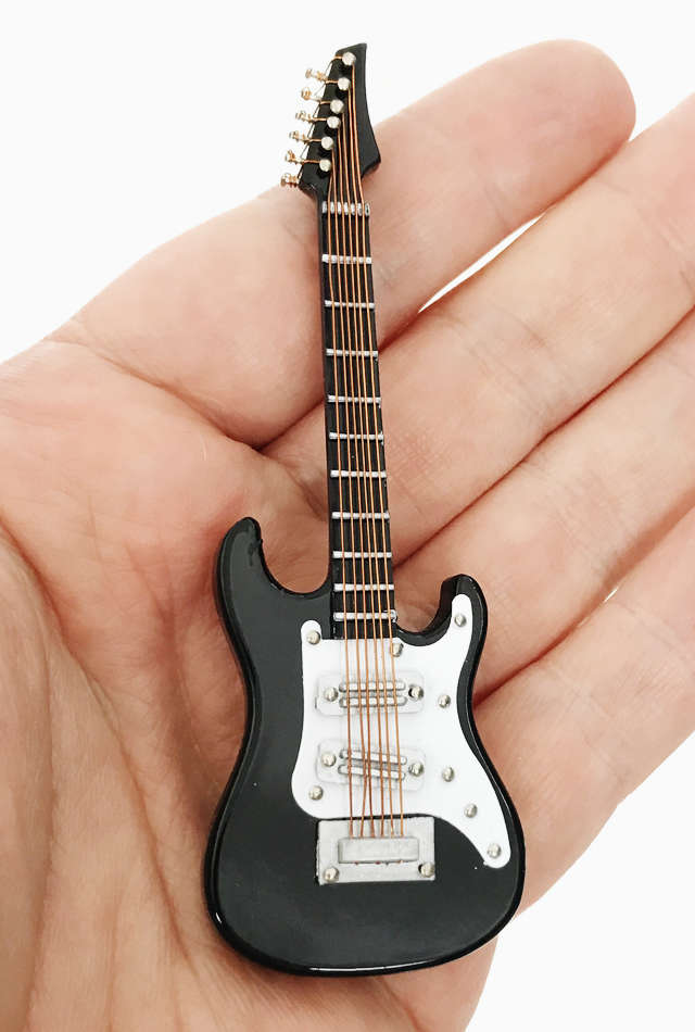 TTA5444-Black-Electric-Guitar-Magnet-03