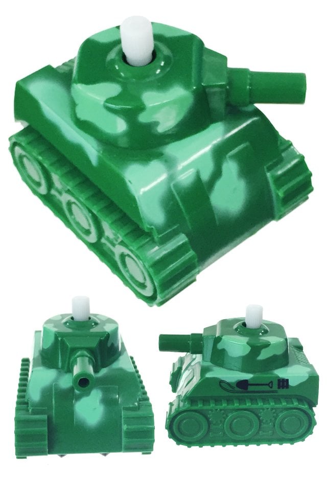 TTA5547-Army-Tank-Cliffhanger-01