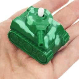 TTA5547-Army-Tank-Cliffhanger-02