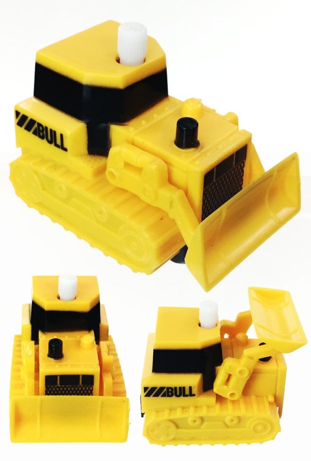 TTA5548-Bulldozer-Cliffhanger-01