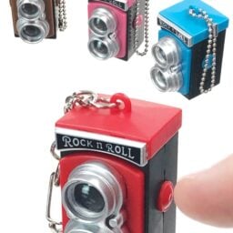 TTA5716-Retro-Camera-Keyring-01