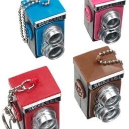 TTA5716-Retro-Camera-Keyring-02