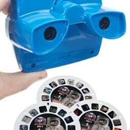 TTA5857-3D-Viewer-Space-02