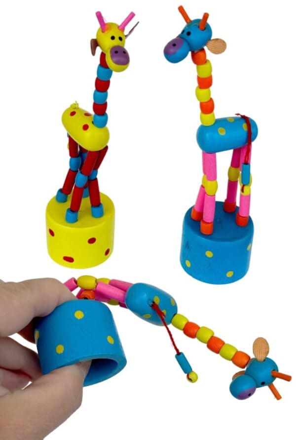 TTA6001-Giraffe-Thumb-Puppet-02