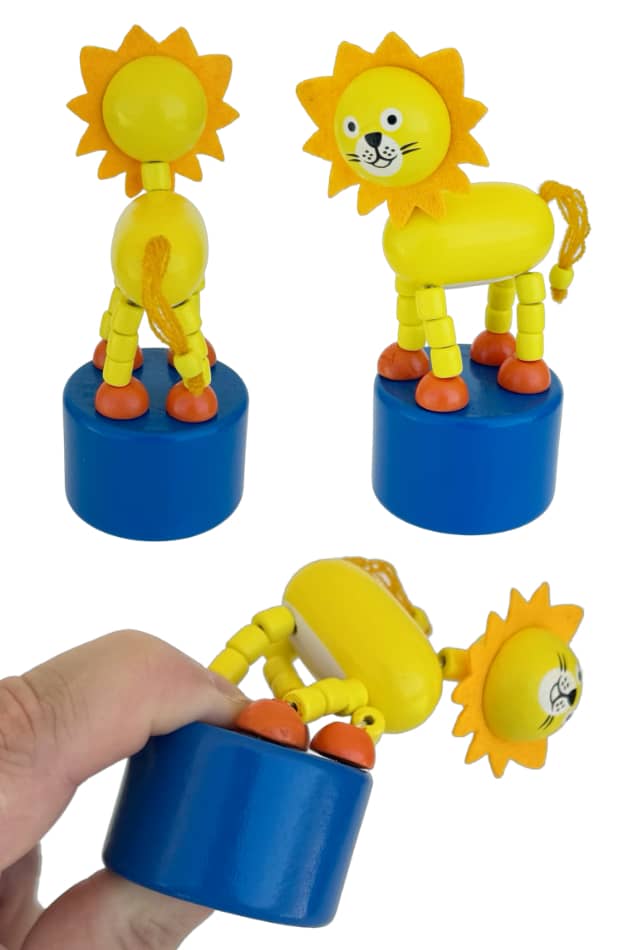 Safari Lion Wooden Thumb Puppet Toy